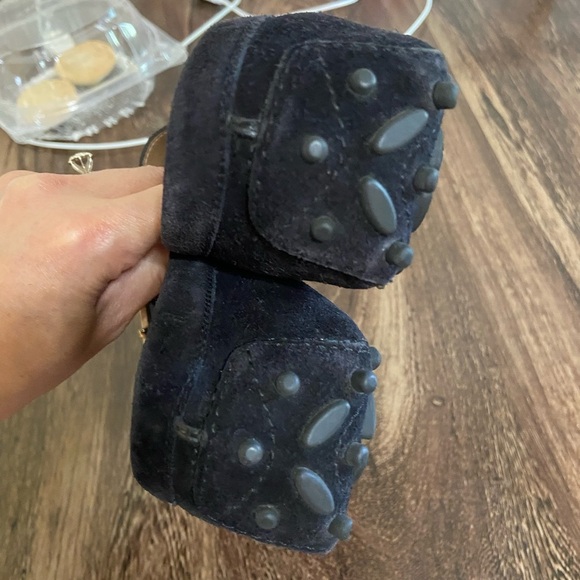 Salvatore ferragamo loafer .Black with gold hardwarre - Picture 8 of 13